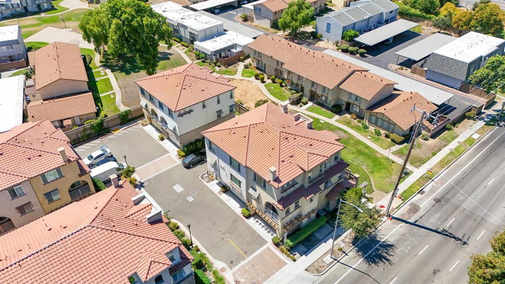 4015 Clydesdale Cmn