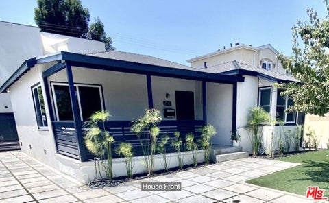 Photo of 3713 Veteran Avenue, Los Angeles, CA 90034 (MLS # 26103165)
