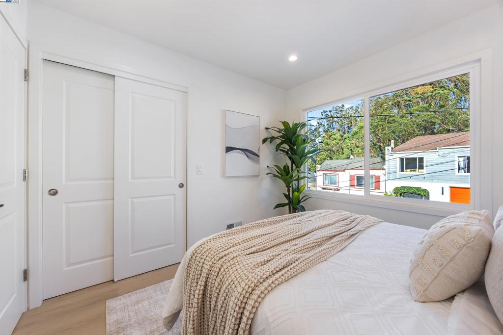 PORTOLA - Residential