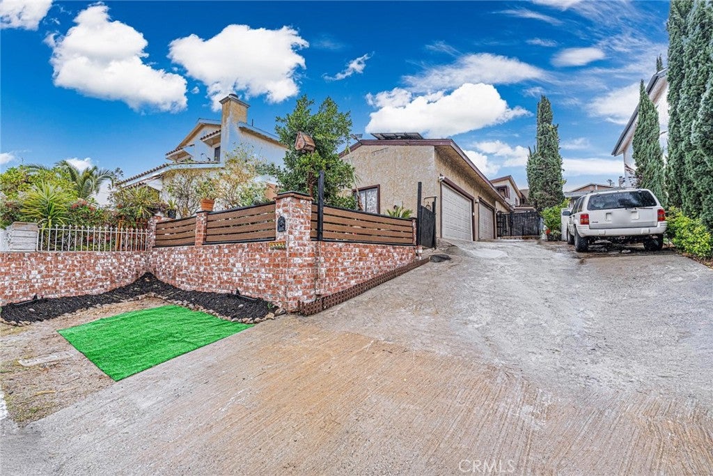 10334 Tujunga Canyon BLVD, Los Angeles CA 91042