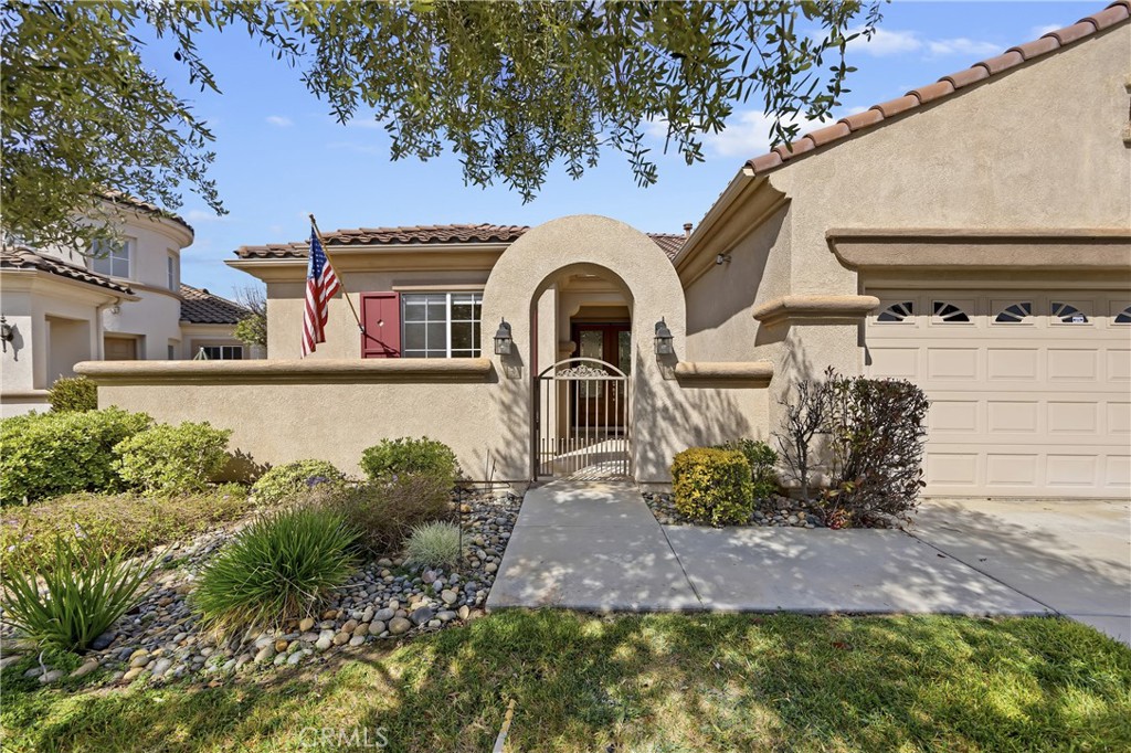 29427 Winding Brook