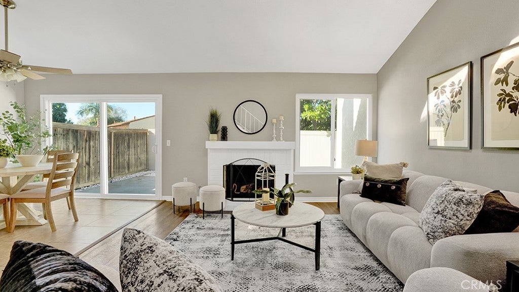 31077 Via San Vicente