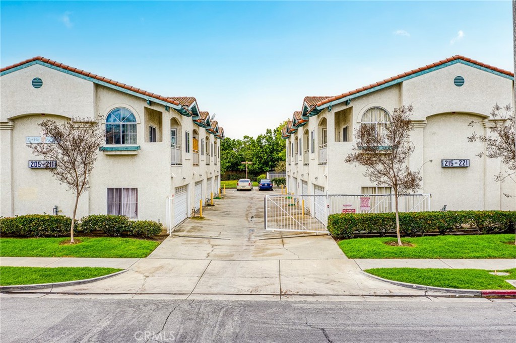 225 N Coffman Street