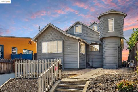 Photo of 3427 Laguna Ave, Oakland, CA 94602 (MLS # 41111290)