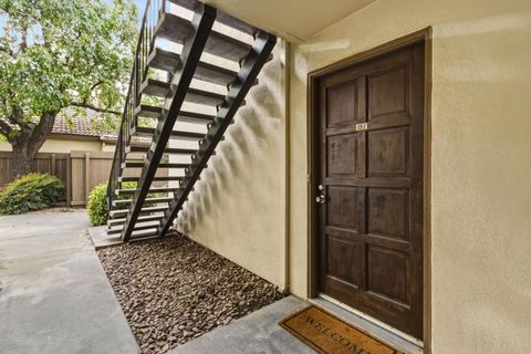 Photo of 3701 Colonial Drive #197, Modesto, CA 95356 (MLS # ML82039505)