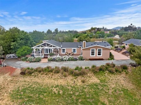 39485 Colleen Way Temecula CA 92592