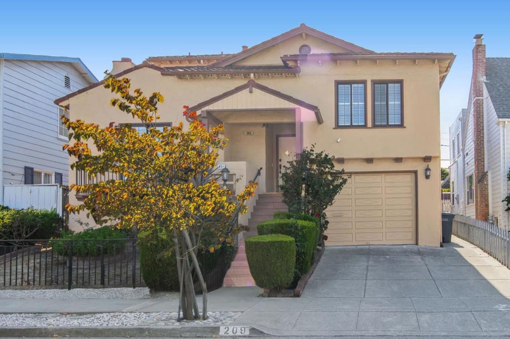 209 Elder Avenue