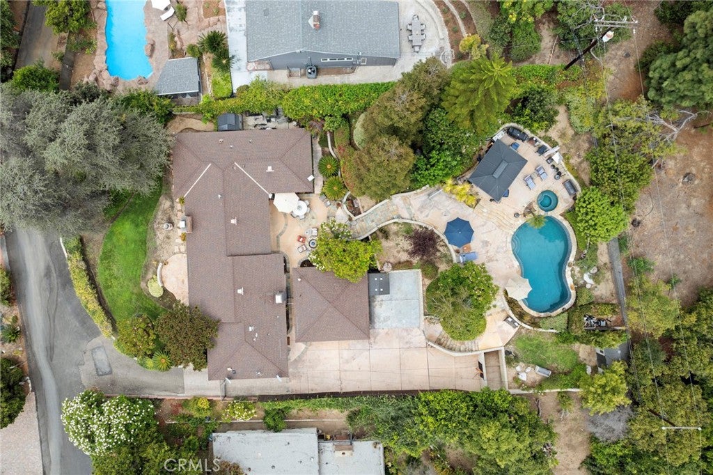 8470 Via Sierra Ramal Avenue