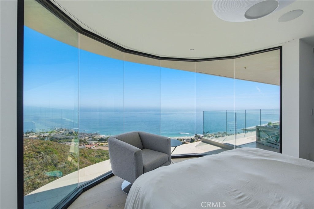 627 Nyes, Laguna Beach CA 92651 - Photo 12