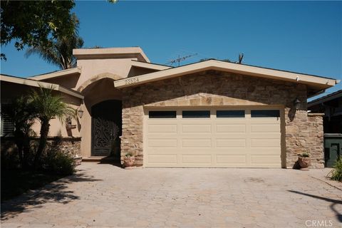 Photo of 23524 Kathryn Avenue Ave, Torrance, CA 90505 (MLS # SB26080590)