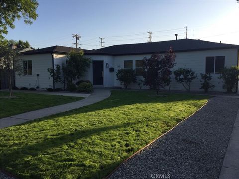 5439 Agnes Valley Village CA 91607