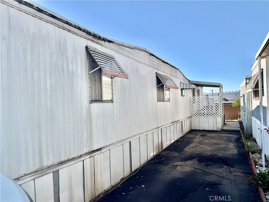 630 S Maple Avenue S 58