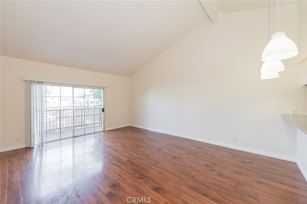 1207 Obispo Avenue 210