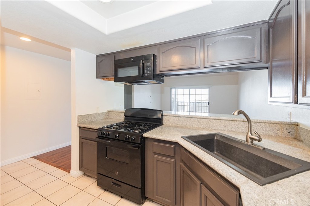 1207 Obispo Avenue 210