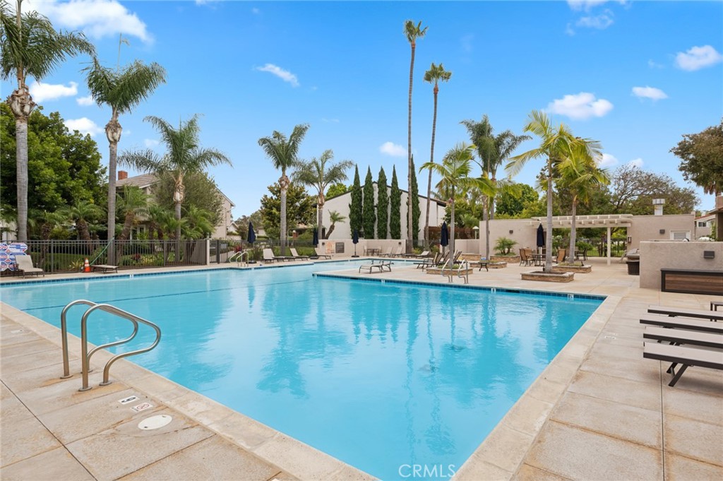 418 Vista Trucha, Newport Beach CA 92660 - Photo 32