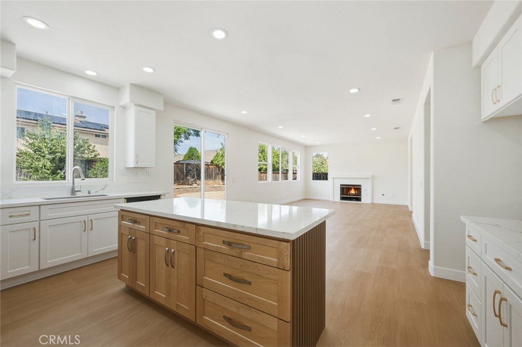 25868 Boulder Rock Pl