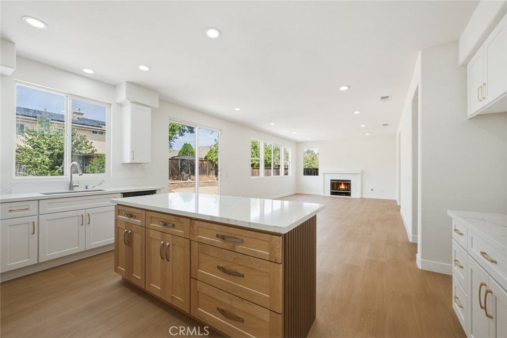 25868 Boulder Rock Pl