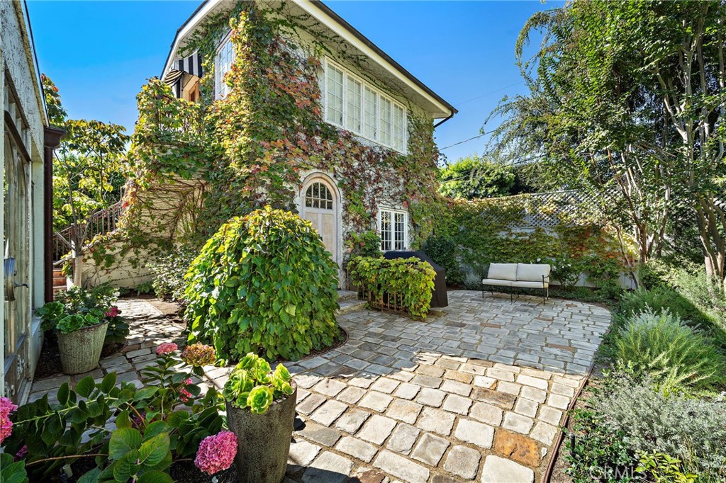 North Laguna (NL) - Residential Lease