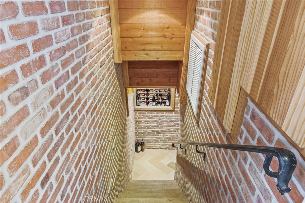 North Laguna (NL) - Residential Lease