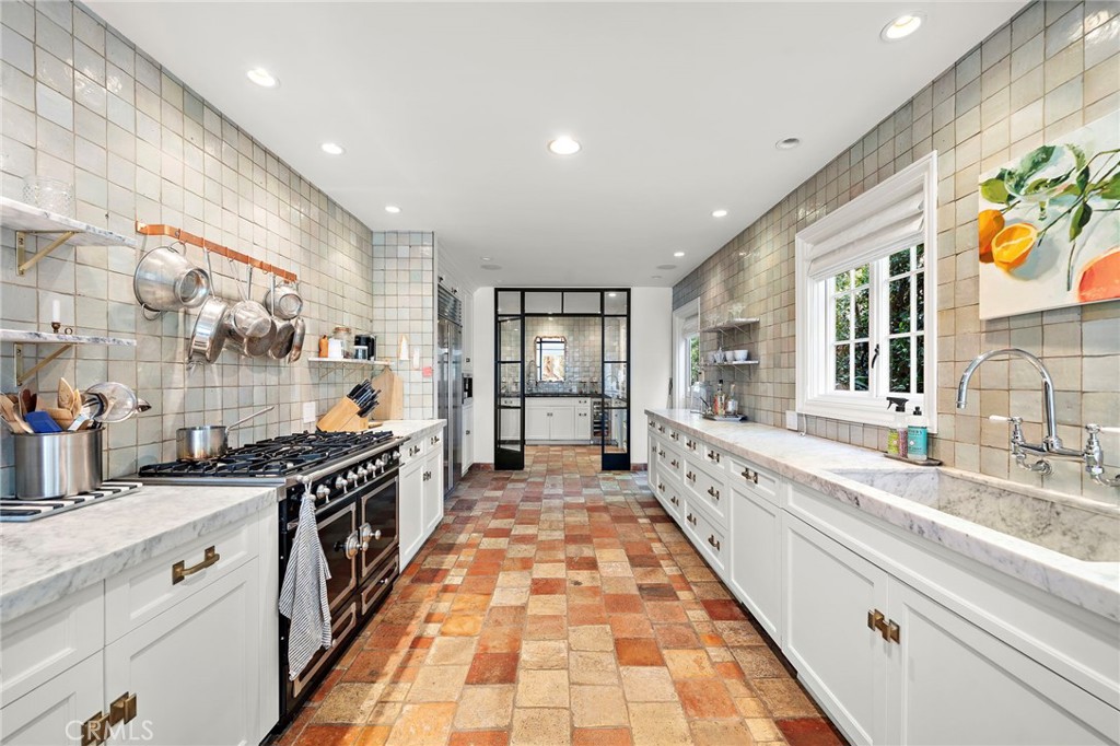 North Laguna (NL) - Residential Lease