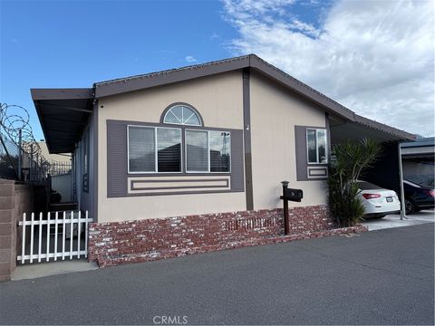 14325 Mcnab 24 Bellflower CA 90706