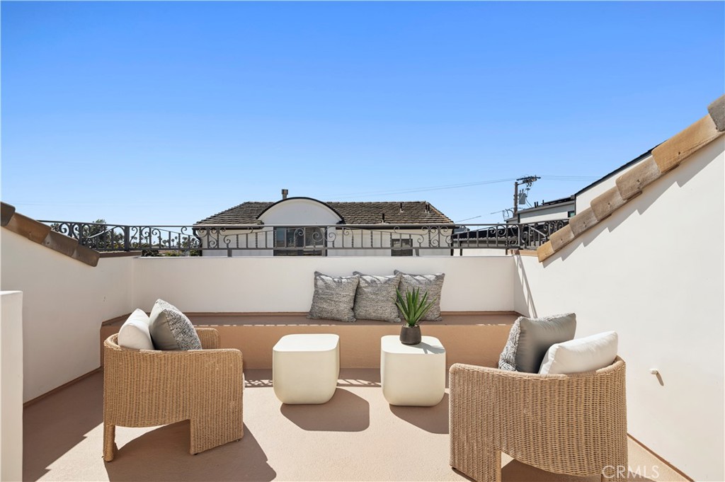 707 Larkspur Avenue, Corona Del Mar CA 92625 - Photo 15