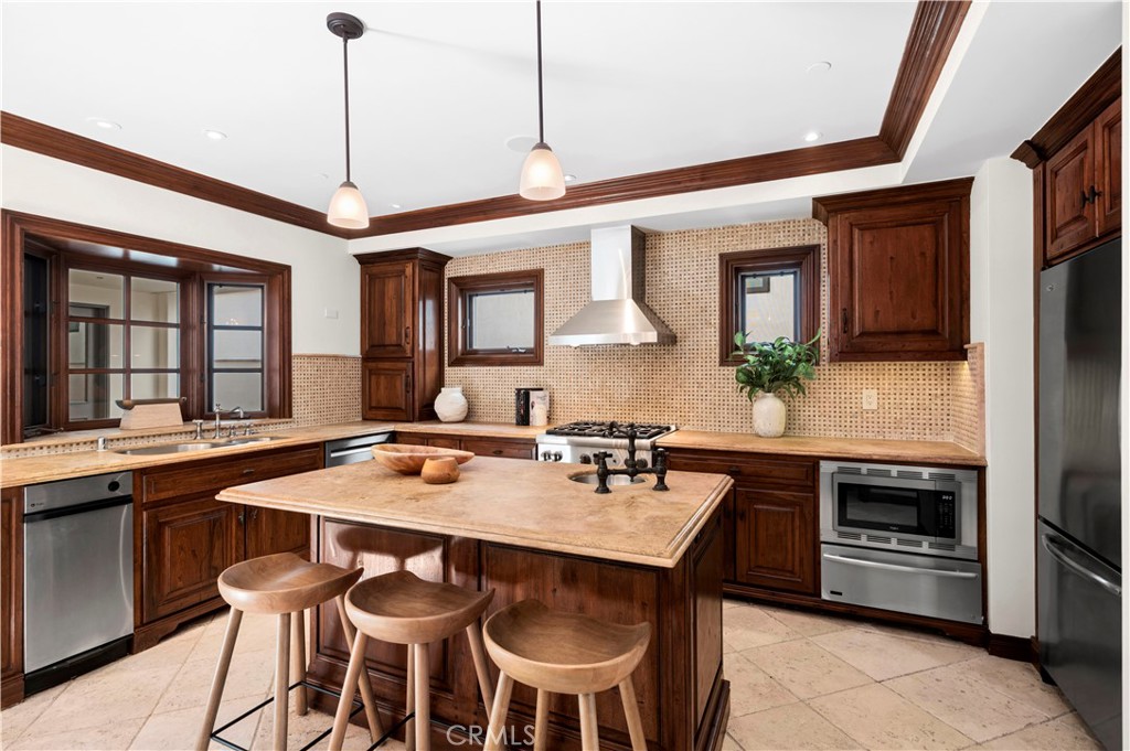 707 Larkspur Avenue, Corona Del Mar CA 92625 - Photo 9