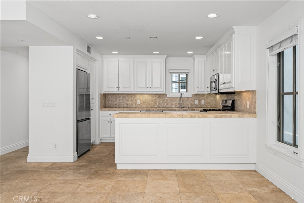 707 Larkspur Avenue, Corona Del Mar CA 92625 - Photo 31