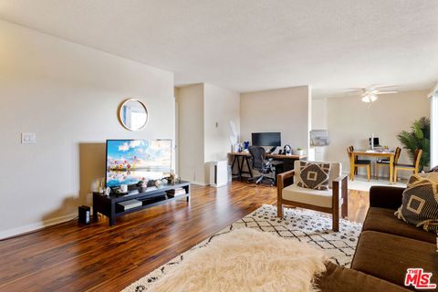 Photo of 1440 23Rd Street #313, Santa Monica, CA 90404 (MLS # 26648279)