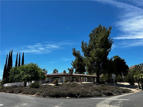 Photo of 7456 San Remo Trail, Yucca Valley, CA 92284 (MLS # JT26088553)