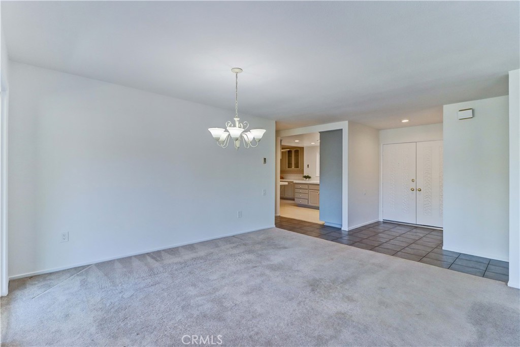 2395 Via Mariposa W 3A