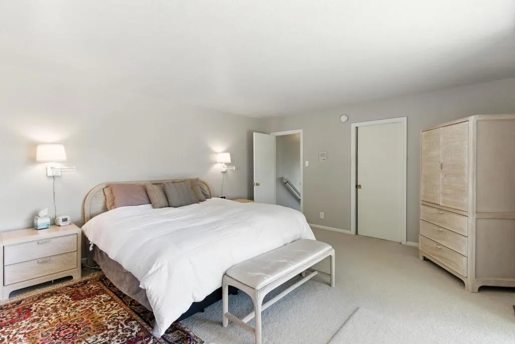 San Carlos, California 94070, United States, 4 Bedrooms Bedrooms, ,4 BathroomsBathrooms,Residential,Active,177553