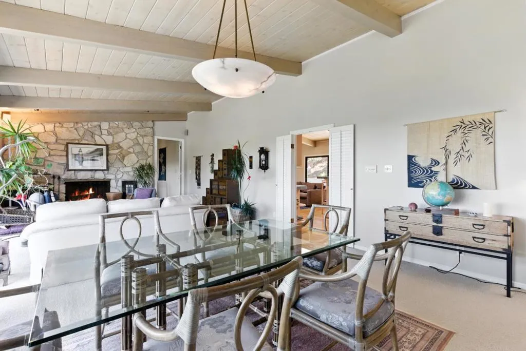 San Carlos, California 94070, United States, 4 Bedrooms Bedrooms, ,4 BathroomsBathrooms,Residential,Active,177553