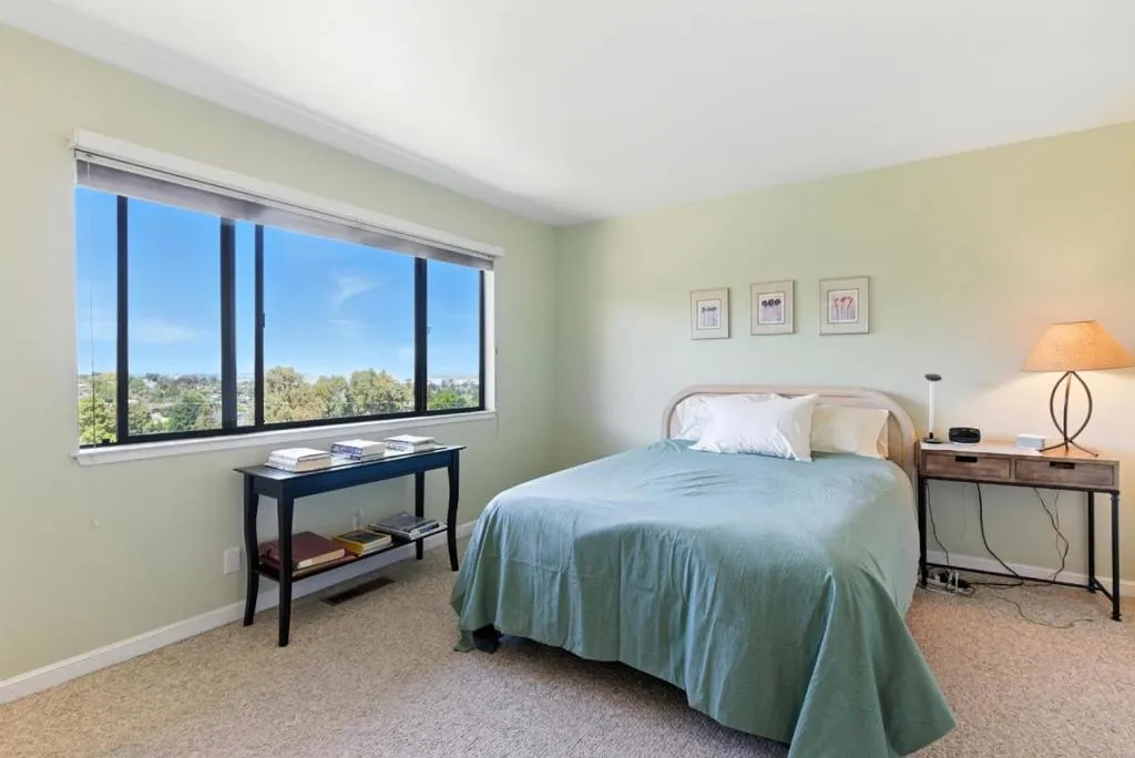 San Carlos, California 94070, United States, 4 Bedrooms Bedrooms, ,4 BathroomsBathrooms,Residential,Active,177553