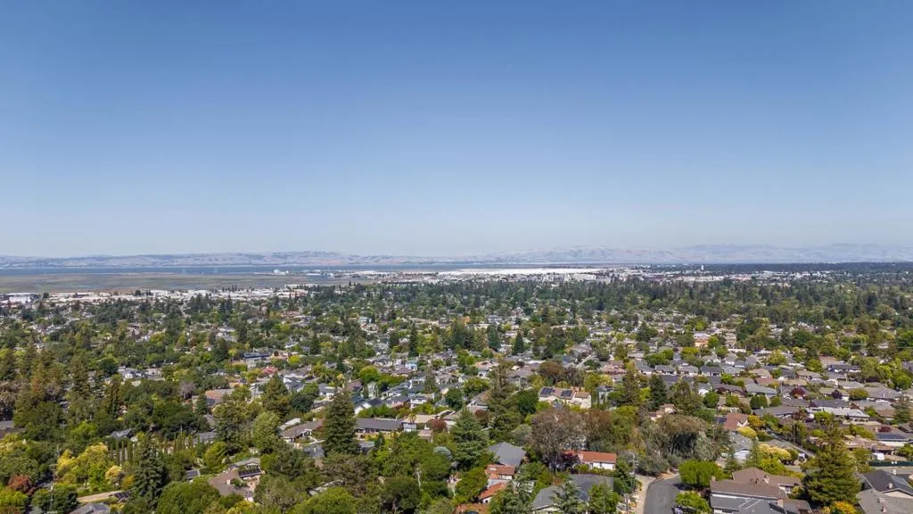 San Carlos, California 94070, United States, 4 Bedrooms Bedrooms, ,4 BathroomsBathrooms,Residential,Active,177553