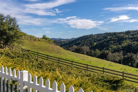 Tiny photo for 4342 Shadow Canyon Road, Templeton, CA 93465 (MLS # NS26068240)