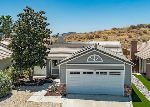 Photo of 27969 Hillpointe Dr DR #1, Menifee, CA 92585 (MLS # DW26195917)