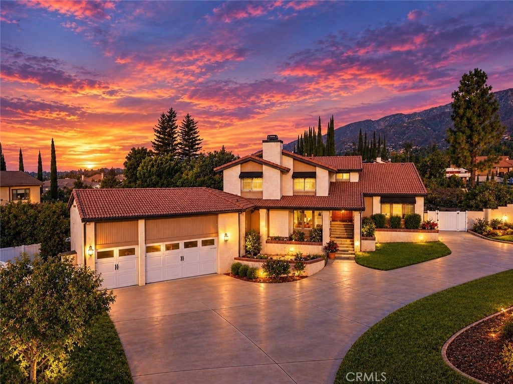 2429 Cliff Road
