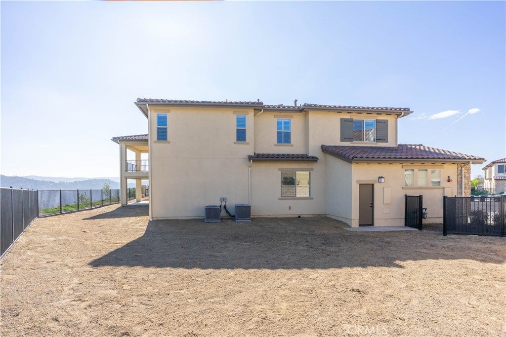 966 Feather Hollow Court