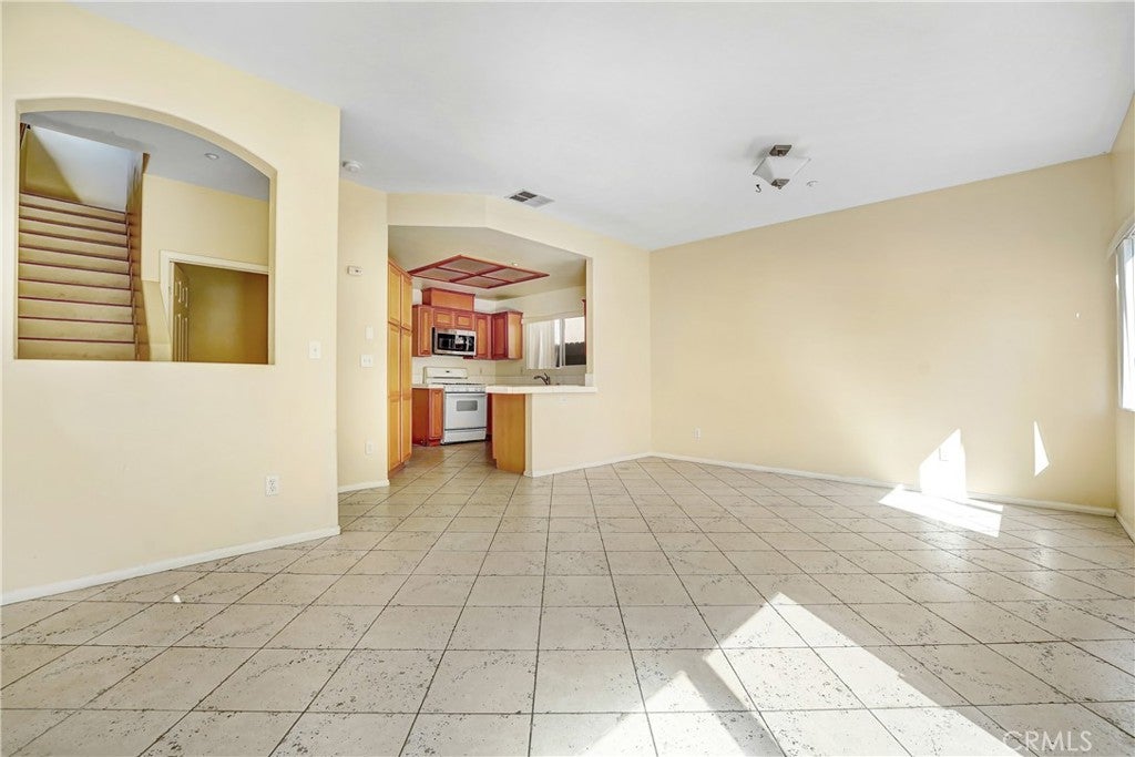 9315 Burnet Ave 117