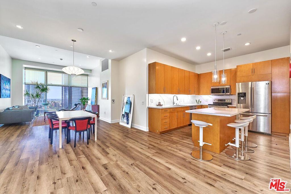 3223 W 6th Street 1005
