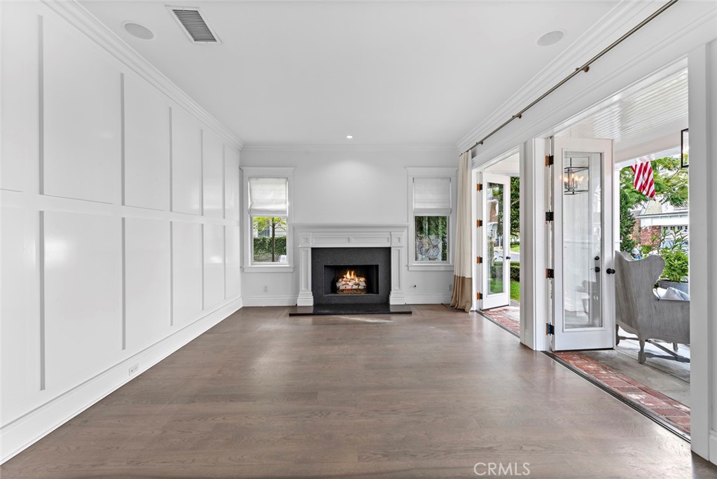 7 Cape Danbury