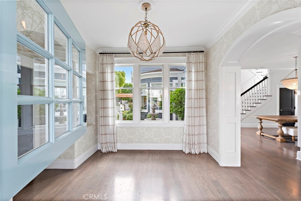 7 Cape Danbury