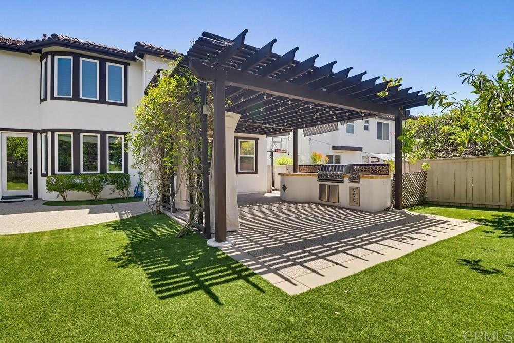 810 Scenic Terrace Pl