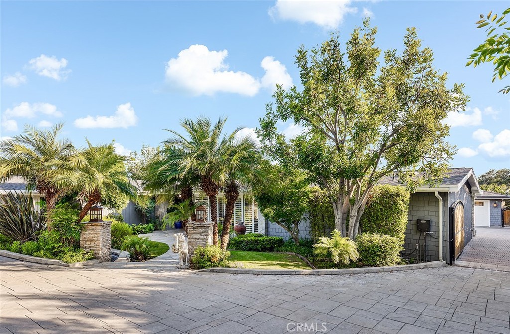 2212 Rim Road