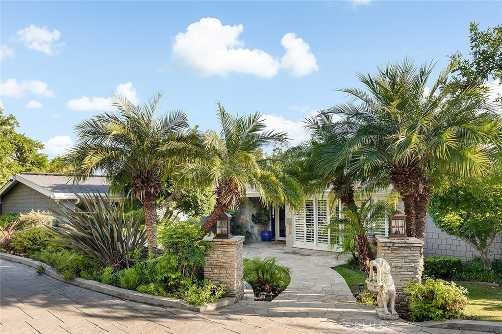2212 Rim Road