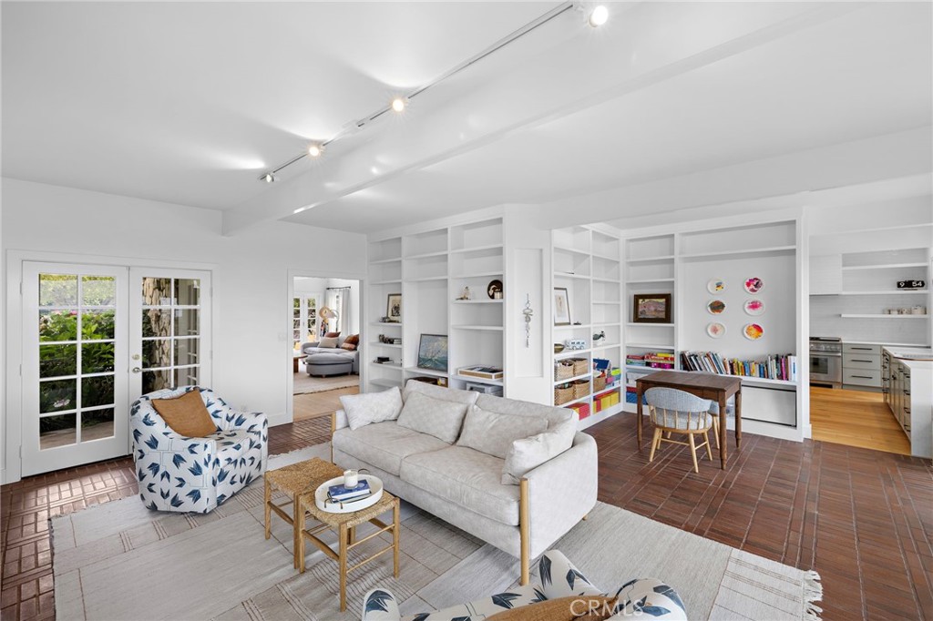 Harbor View Original (HVWO) - Residential Lease
