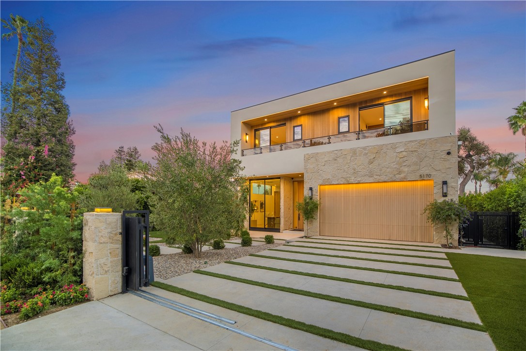 5170 Amestoy Ave.