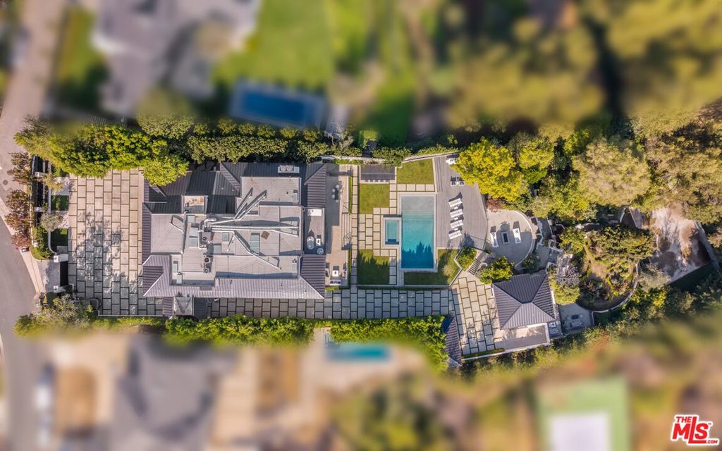 499 Halvern Drive
