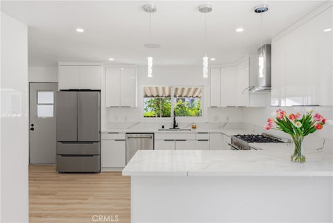 Photo of 1113 Mohawk, Topanga, CA 90290 (MLS # SR26067406)
